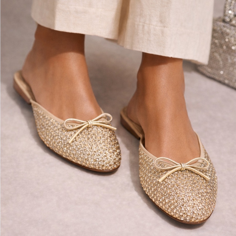 Stuart Weitzman Sequin Casino Gold Party Flats Size 6 Ballet Bow Demure